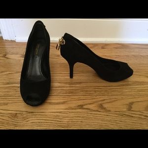 Authentic Louis Vuitton open toe pump